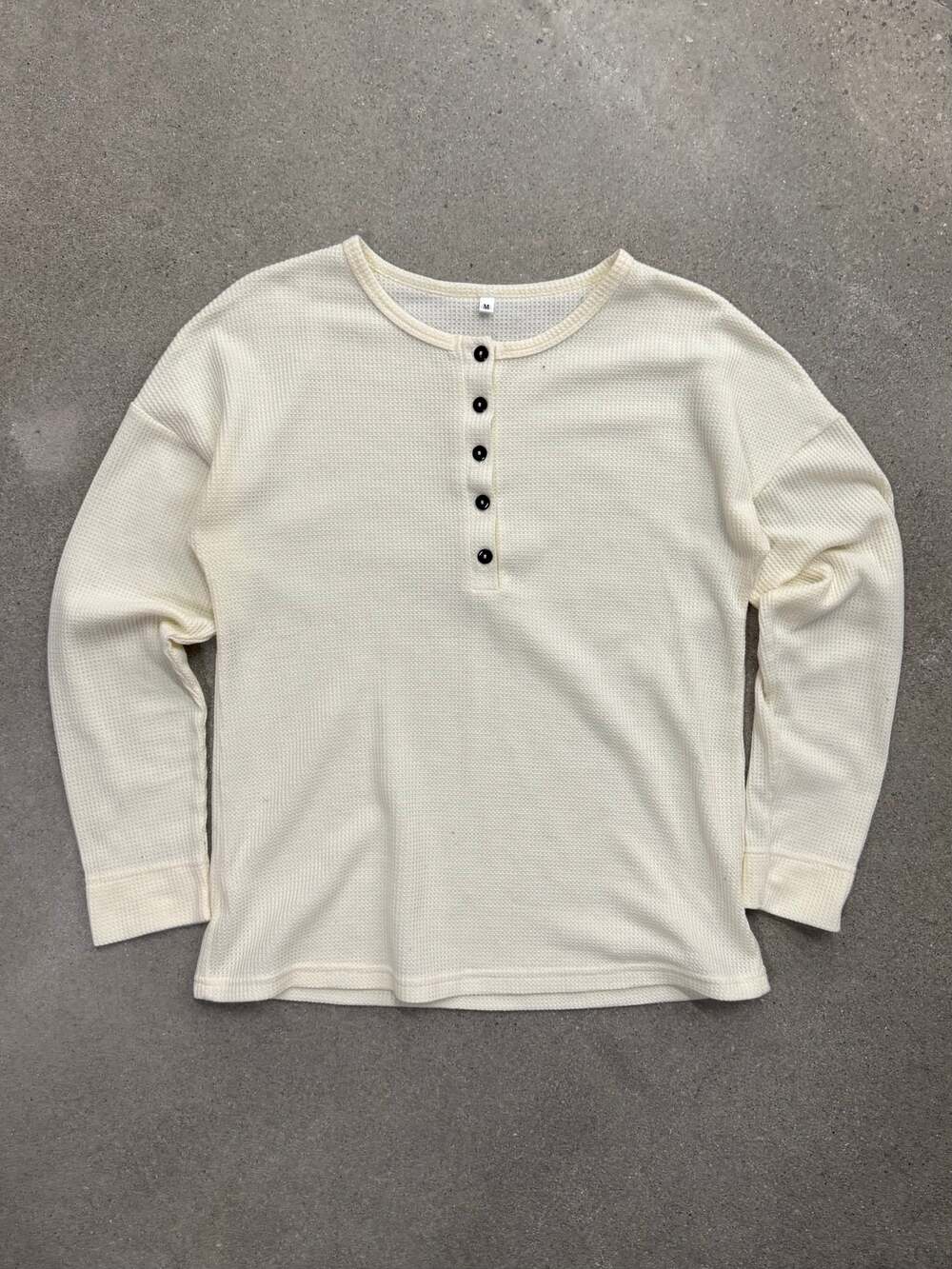 Vintage Blank Waffle-Knit Long Sleeve Henley Thermal Shirt - M